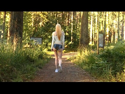 ❤️ Bella donna si muove lentamente, video non nudo Video di sesso al it.np64.ru